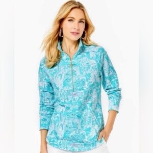 NWT Lilly Pulitzer Women's NYC Luxletic Quarter-Zip Pullover. Size medium!